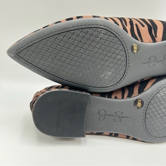 NEW Jessica Simpson Womens Size 6.5 Metal Ankle Chain Tiger Ballet Flats Shoes - Picture 9 of 12
